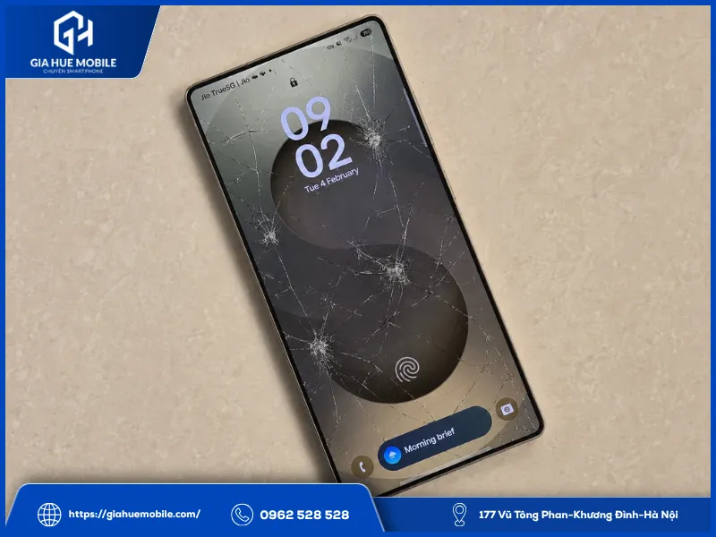 Nguyên nhân khiến mặt kính Samsung Galaxy S26 Plus bị nứt, vỡ