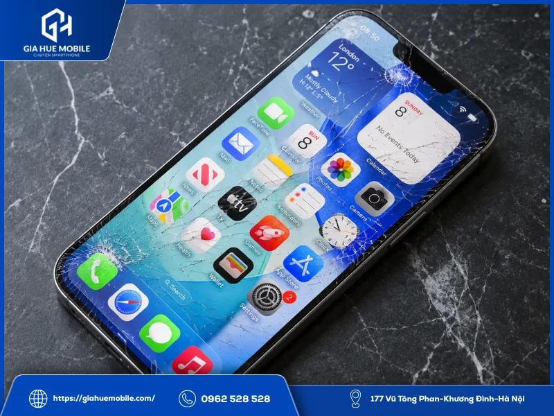Mặt kính iPhone 17e bị vỡ do va đập mạnh