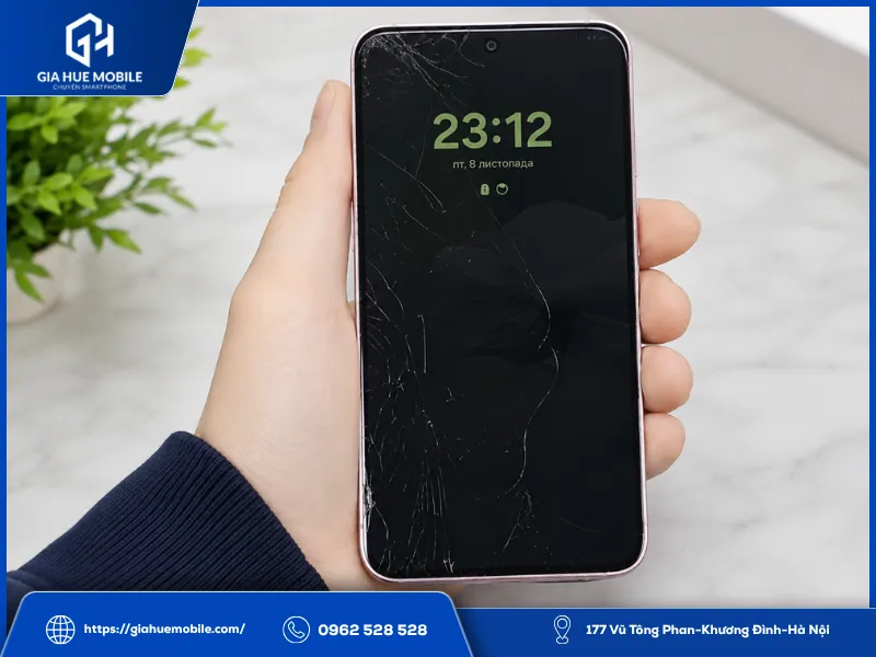 Màn hình điện thoại bị vỡ kính do cấn nặng