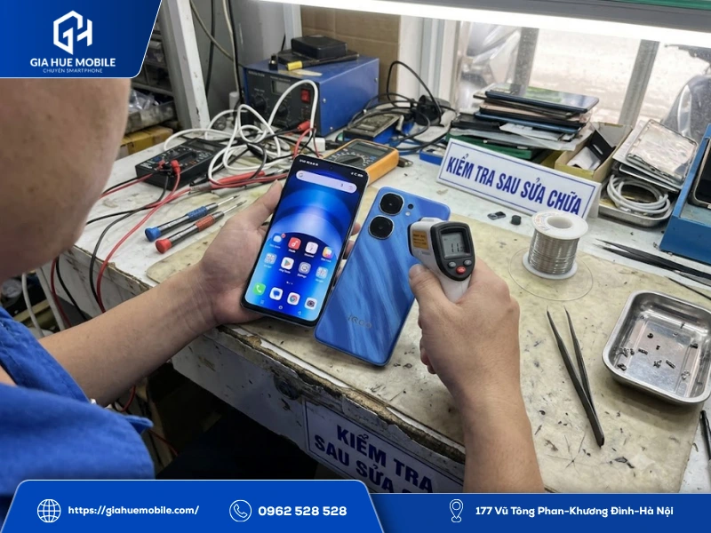 Ép kính iQOO Neo 9 có bị nóng máy không