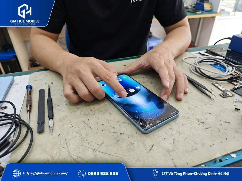 iQOO Neo 9 bị vỡ kính có ép được không