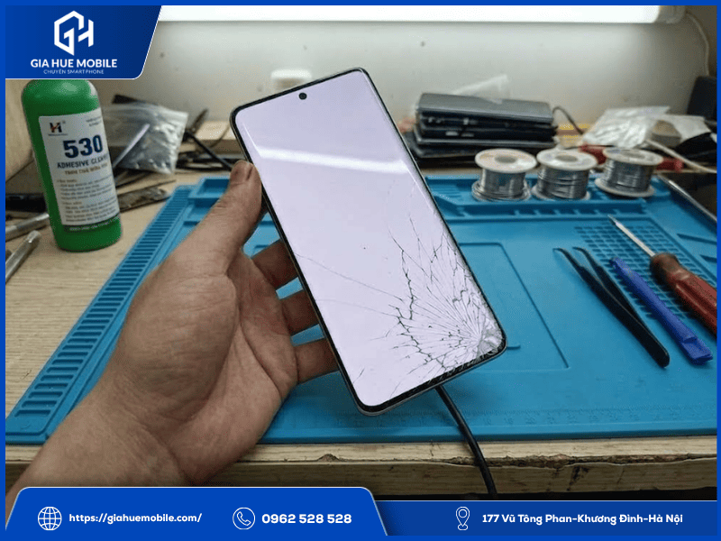 Những rủi ro khi tiếp tục dùng Vivo X200 Pro bị vỡ kính