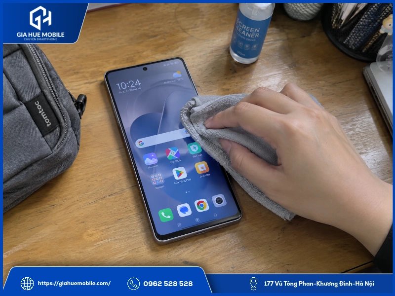 Cách sử dụng Xiaomi 14T sau khi ép kính để hạn chế rủi ro vào nước