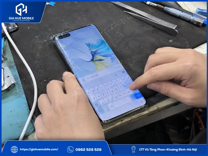 Huawei Mate 40 Pro vỡ kính có ảnh hưởng cảm ứng không?