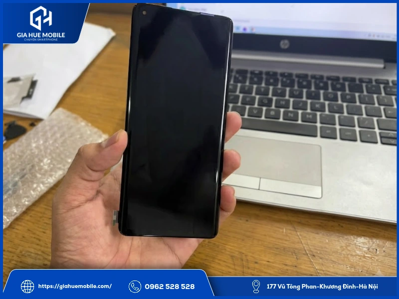 Thay kính OPPO Reno 5 Pro có giữ được màn hình zin không?