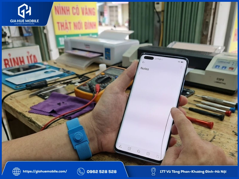 Vì sao cảm ứng Huawei Mate 40 Pro có thể kém sau khi ép kính?